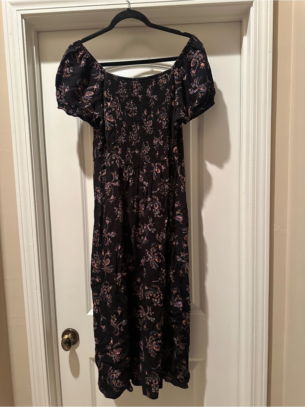 Idyllwind Black Midi Dress with Pink Floral Print and Puff Sleeves
